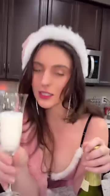 Taya-Miller-R064.mp4