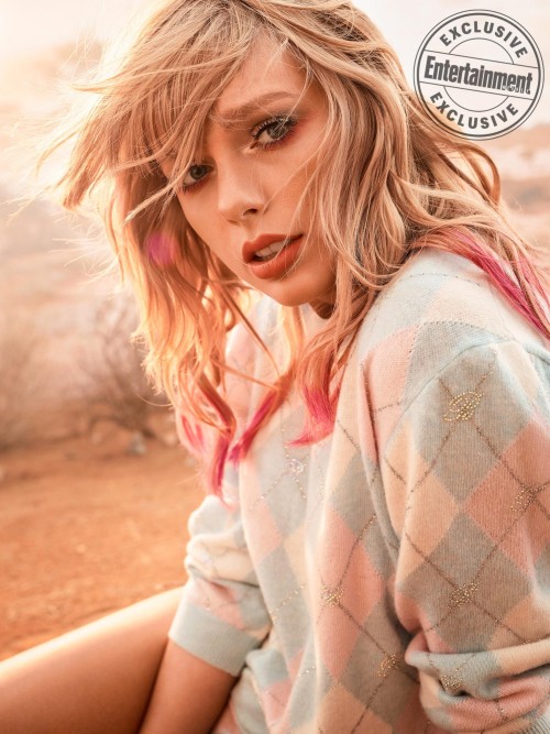 Taylor-Swift-R012f236fb4eae38295b.jpg