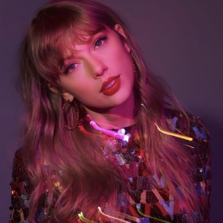 Taylor-Swift-R040c266e2c8b1583c06