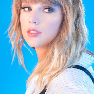 Taylor-Swift-singer-blonde-women-1672567c03d57e880641589