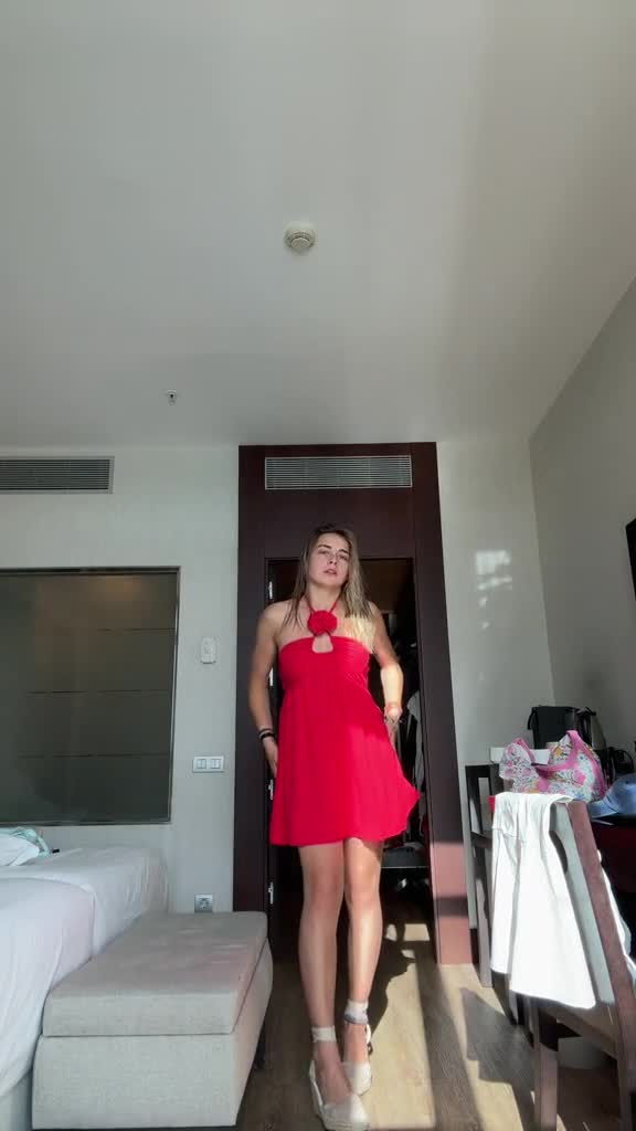 TikTok---Make-Your-Day_1543849d1e98017c53.mp4