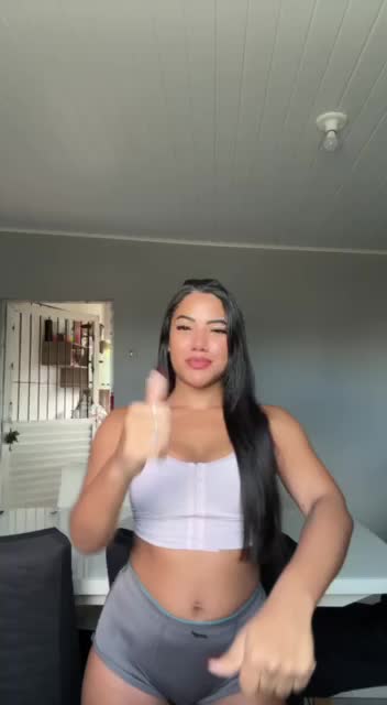 VID_20250415_182849_992b8ebe8b55a6da8a2.mp4