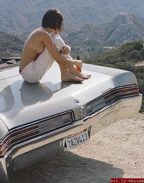 Willa-Holland-R036506666a7e69d8bdc.jpg