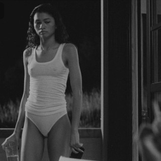 Zendaya-R0571be3cbf1086e7e31