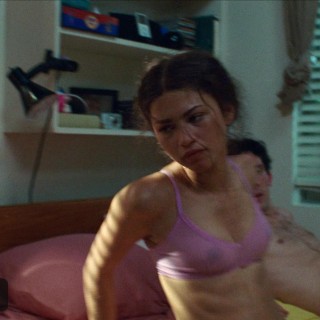 Zendaya-R069dd90f0818cb00ae3