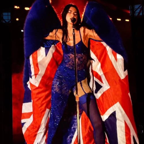 _-WEMBLEY-NIGHT-1--READY-FOR-ROUND-2-TONIGHT-SEE-YA-THEREEEEEE-fe62a69f721fb487.jpg