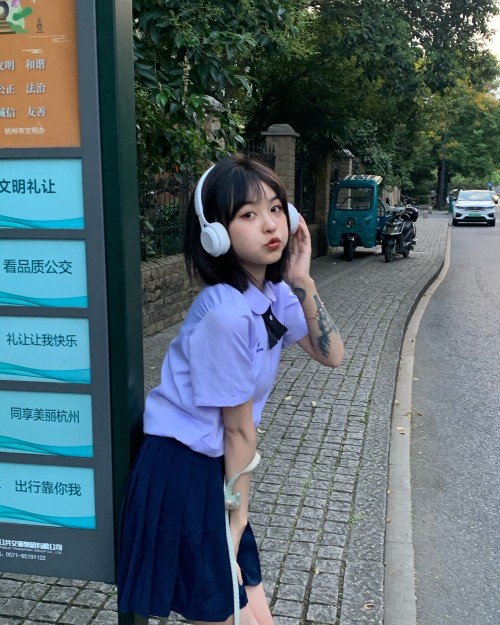 _user-uploads_Li-Doudou133296a49f7c565be7.jpg