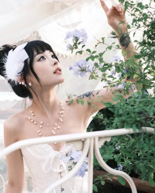 _user-uploads_Li-Doudou5644cb10b864f94a8.jpg