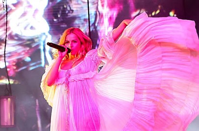 addison-performing-at-coachella-tonight-via-rollingstone-2c17c7561f30c0b8c.jpg