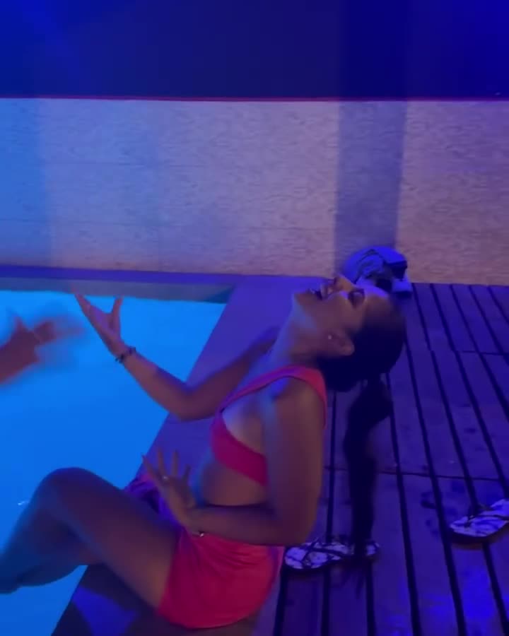 aleeguzmanu_1742233029_3590433037504256739_18156436313f78c268b6b9861.mp4