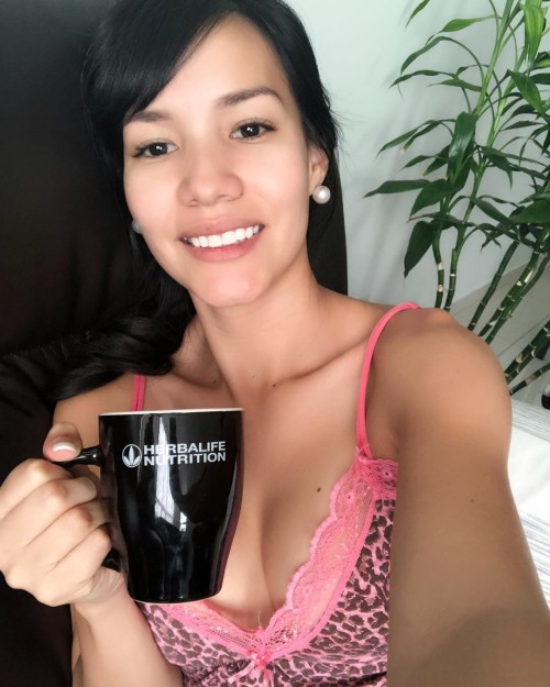 alexandralamfit_1534770582_1850112195511995829_573674370913e37eb03346bad.jpg