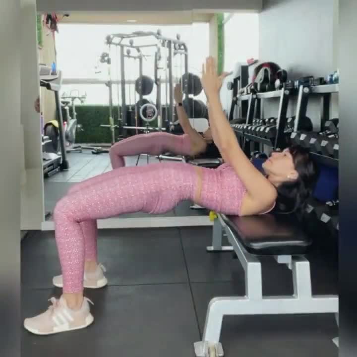 alexandralamfit_1621561079_2578160154147970473_573674370a44e17ca27021f4a.mp4