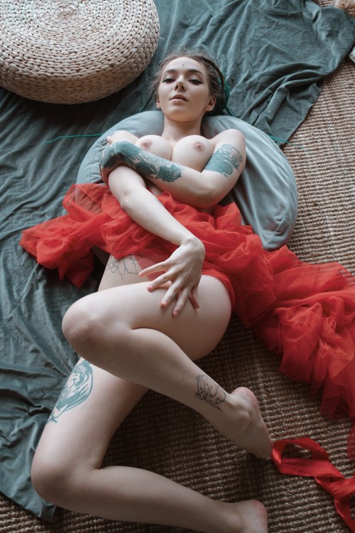 alicevernersuicide_0023e598dfefdbb0d12e.jpeg