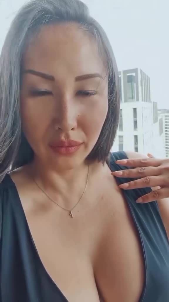 alja_smithreelDBqViQGsQ6z197be9b620bdcf168.mp4
