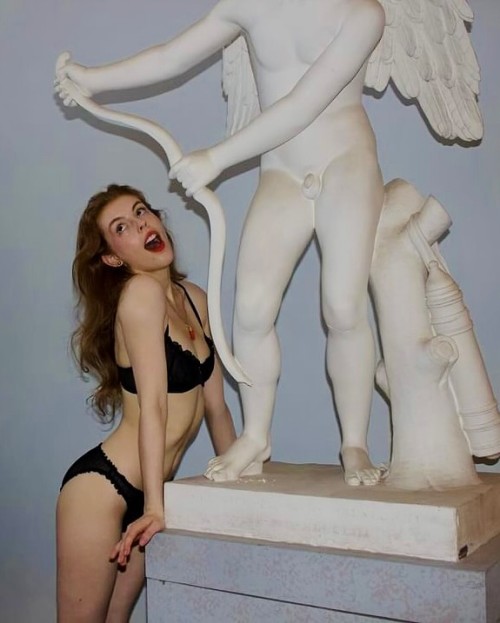 ameliagething__2025-05-12T141408.000Z_1-13270f7a7f1fe11d1.jpg