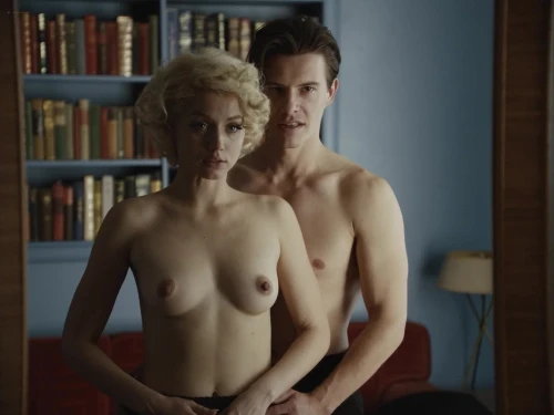 ana-de-armas-nipples-naked-v0-m04ou2bou0ub1827a18aea638db2a.webp