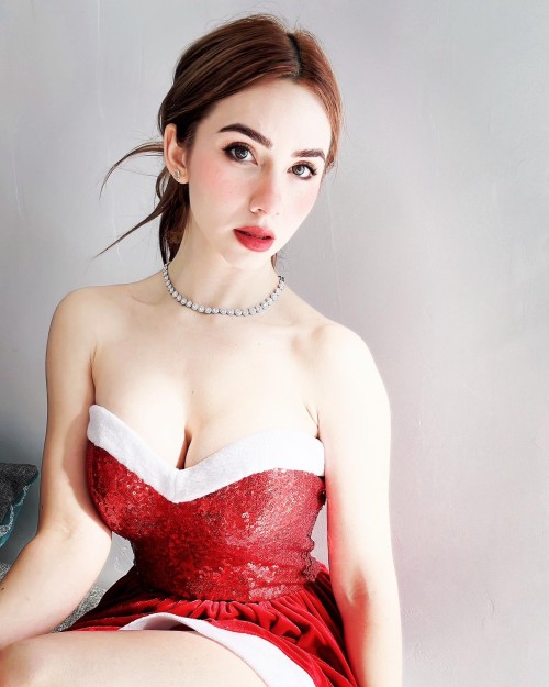ana_celaya__1671395999_2996209262512476002_1351325678c3eb2a47b93e5064.jpg