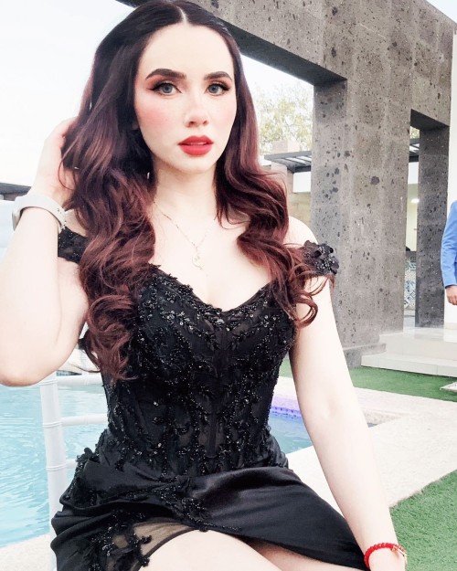ana_celaya__1681763950_3083181937292508879_135132567817145a8615eda1c5.jpg