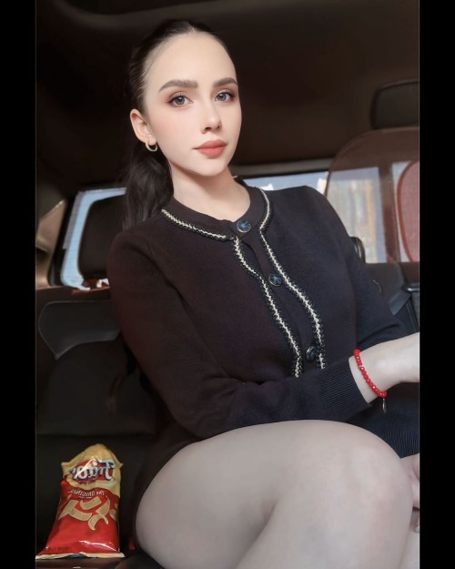 ana_celaya__1731512123_3500499863215056793_1351325678c63740efe3745504.jpg