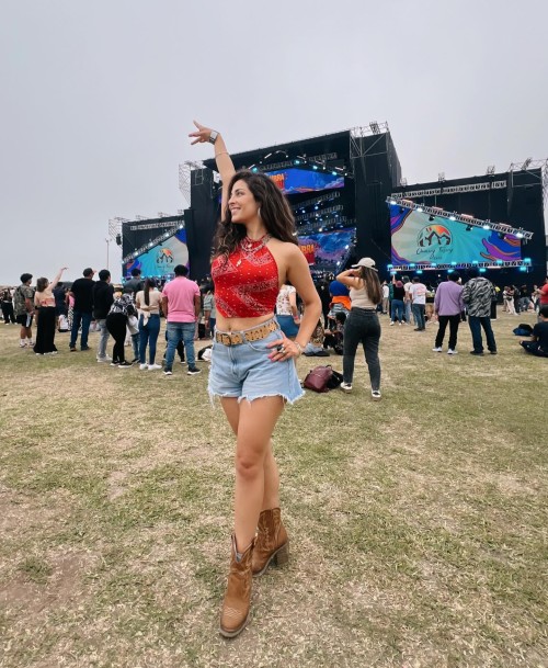 andrealunaoficial_1733410996_3516428764270011737_7584560968c6226767ffd59b0f.jpg