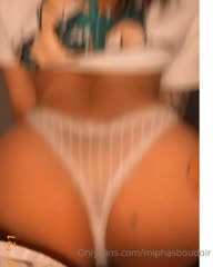 ariana-asse9a2d2647e705053.mp4