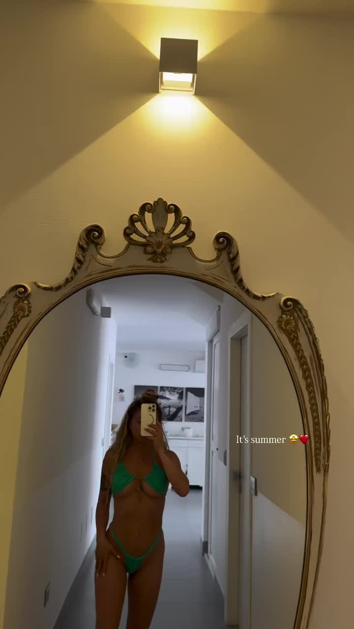 astridjasminej__2025-06-21T114723.000Zab504a76ac07e9fe.mp4