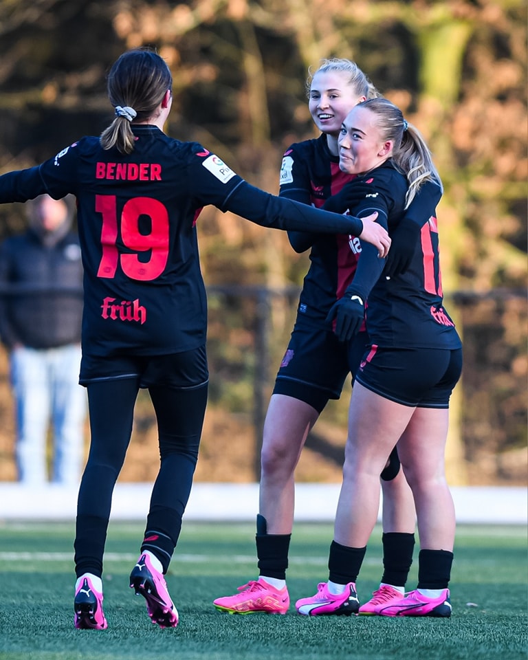 bayer04frauen__2024-01-19T174101.000Z_2938c937451d89c56.jpg