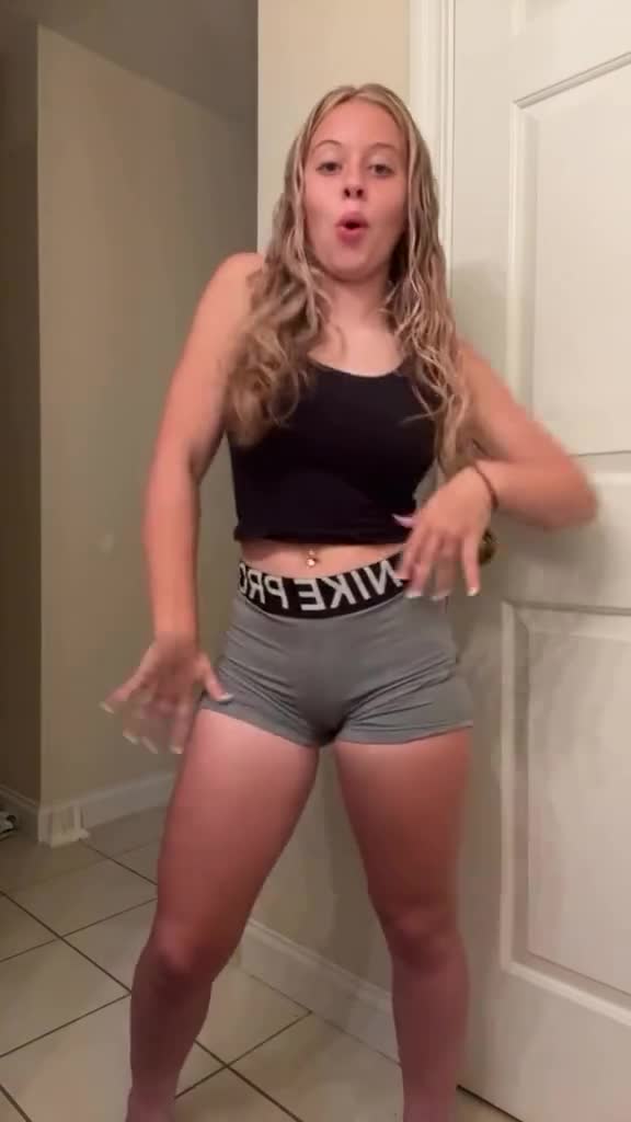 bbnWNqY-NHR798ec01ffc19d547.mp4