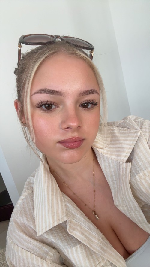 beautybrooke123-20250330-000398ee167ffd9ecd6e.jpg