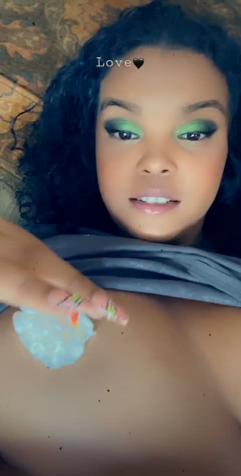 befa1365-fc6d-4d1b-aa8b-30f2da537f0f45f78dd4653b9e62.mov