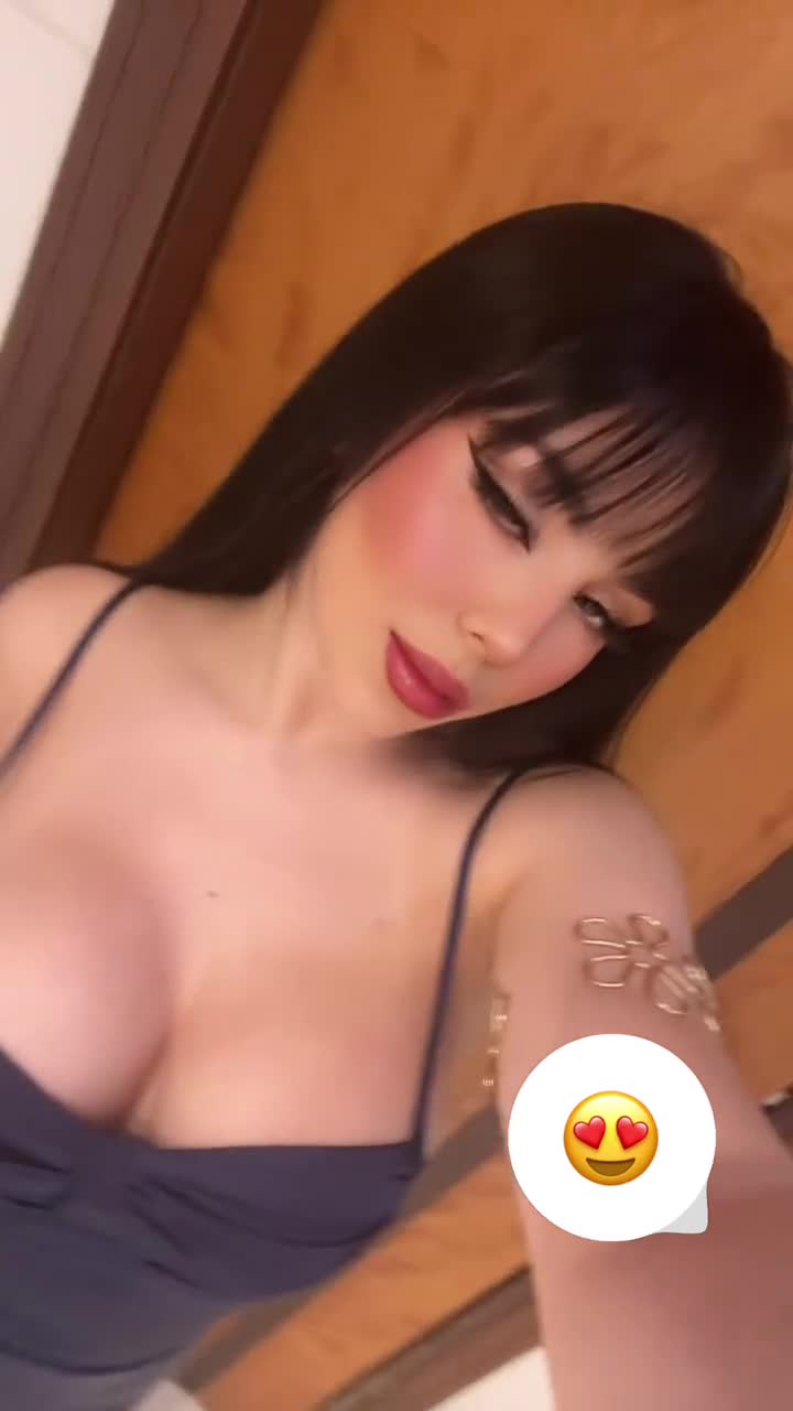 bellaangeloficials2025-5-7-21.26.998-story38bf3d93915b0b84.mp4
