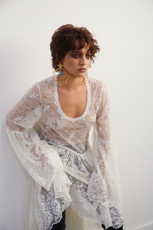 benjo_isabela_merced_contentmode_1013f18d443c0ea01bc.jpg