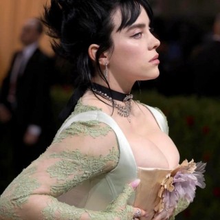 billie_eilish34e37fa6cb22cad6f