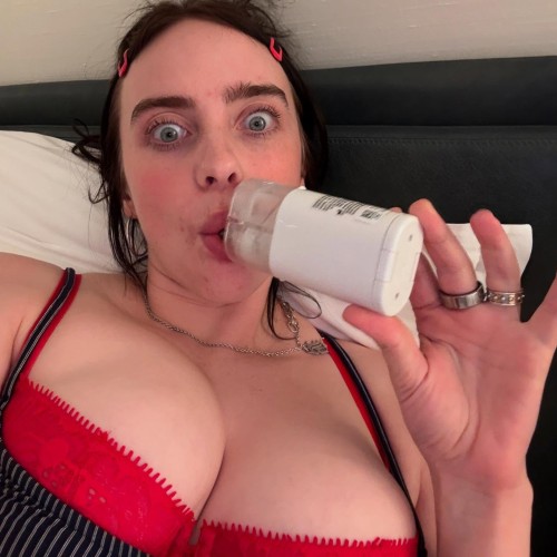 billieeilish__2025-08-12T160433.000Z_12bd6f6ceb43e046b8.jpg