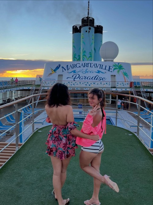 birthday-cruise-with-twin-jennyypopach-1d2e922e79653709a.jpg