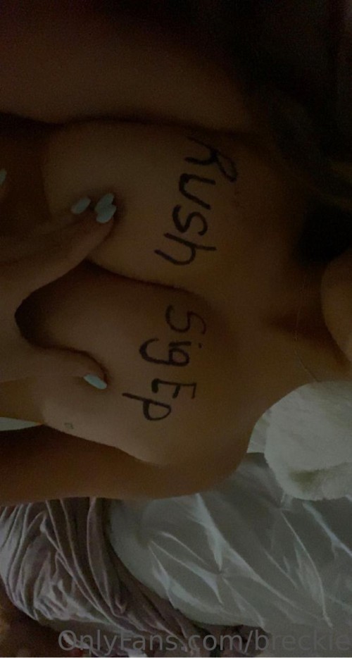 breckie_hill_nude_sorority_rush_boobs_onlyfans_set_leaked-TSYYNKca6d41ae9120eb19.jpg