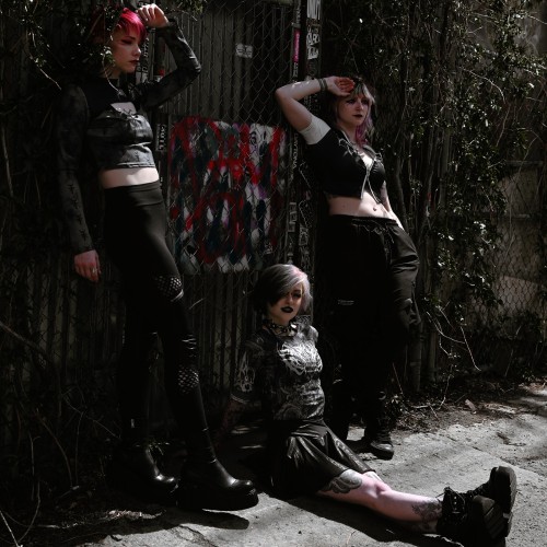 calamityclothing.co 20250517 004700 2588188334 (1)