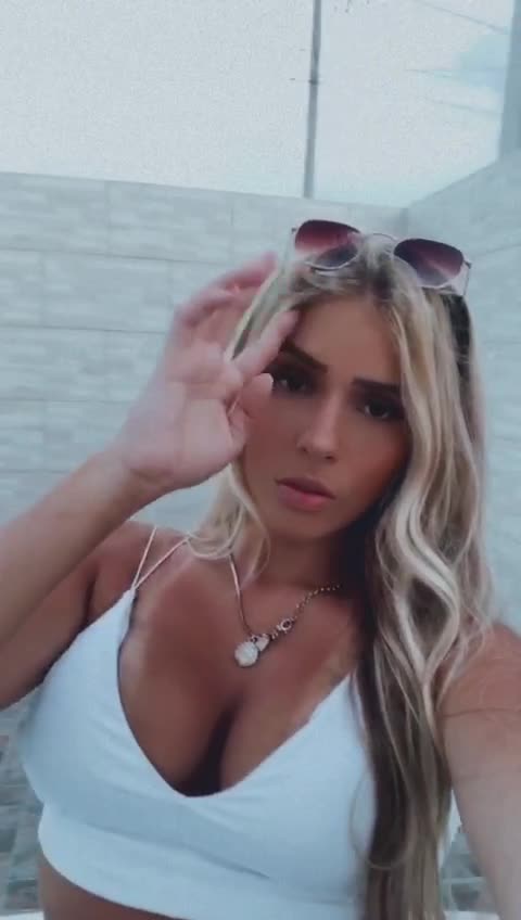 cdee3448-d0a3-41ce-b24d-7694ed38ce12c3a3a8250c7b0cd4.mp4