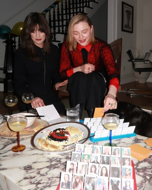 chloegmoretz_1739801192_3570033609555034268_11305924c50a0fadc4aa017b.jpg