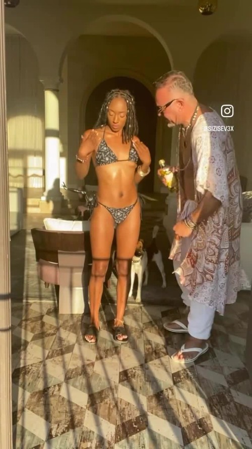 da453c2bc70c4d7f8aa006a147c165f2