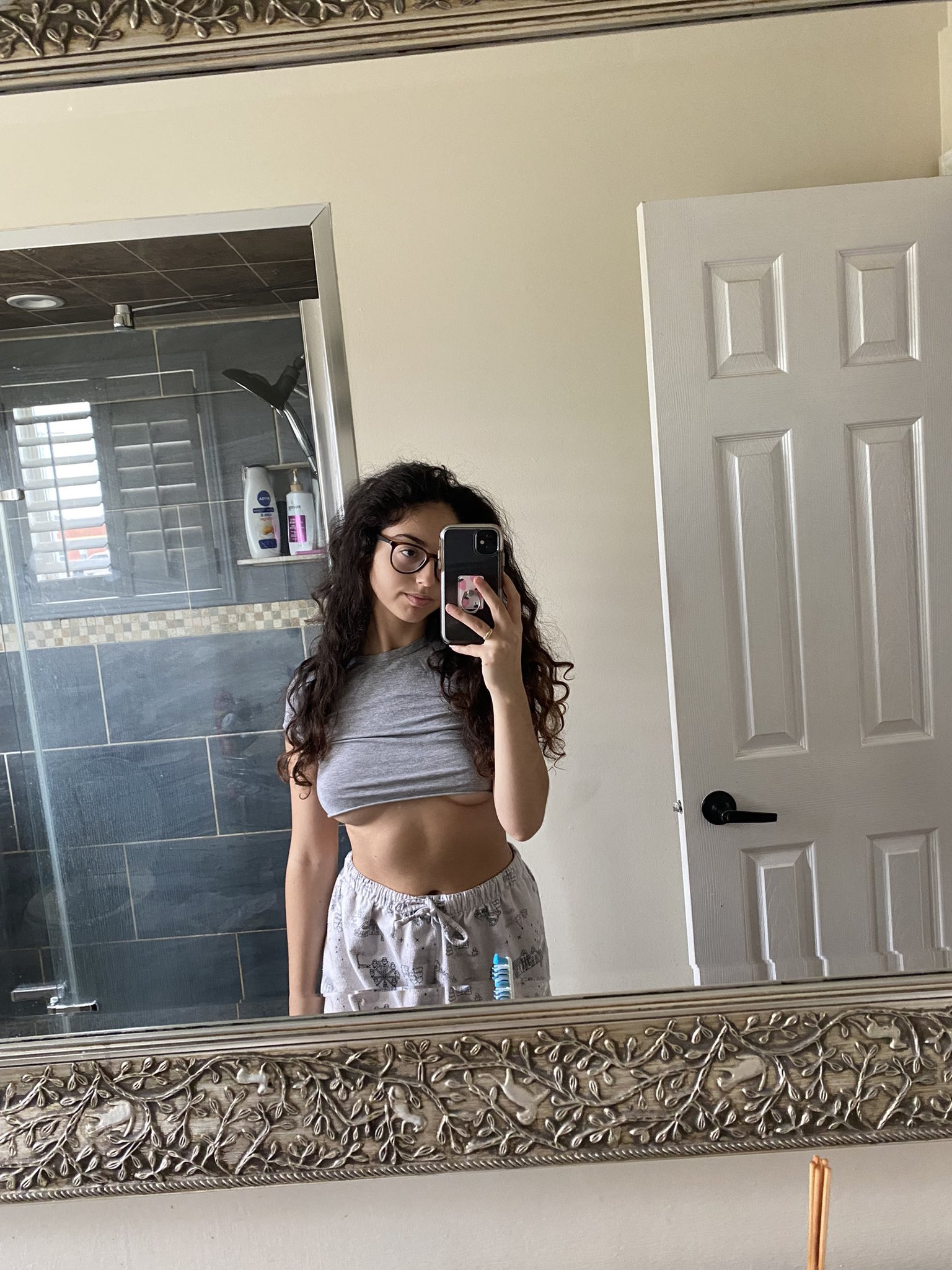 annastasia/Pyonneary