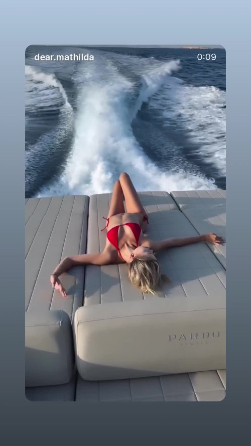 dear.mathilda_17547827048488d4fc207cf670913.mp4