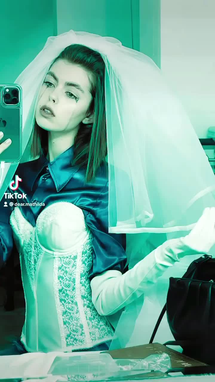 dear.mathilda_175500607341109d09881ce239627.mp4