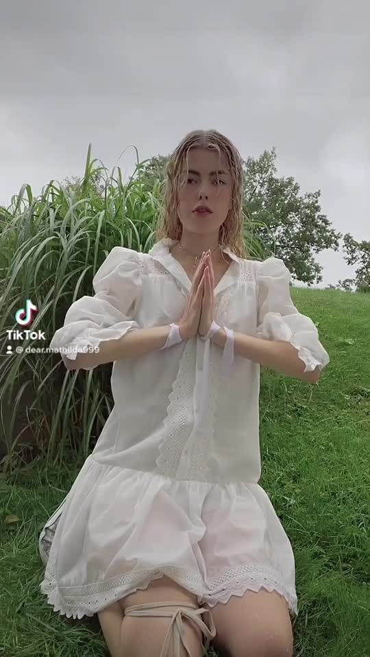 dear.mathilda_17550063729337f22020b9a37523d.mp4