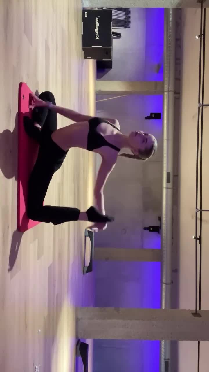 dear.mathilda_17550068028057786945f4d13dc29.mp4