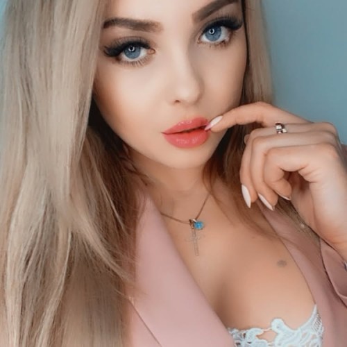 elena top insta 07102025 0049