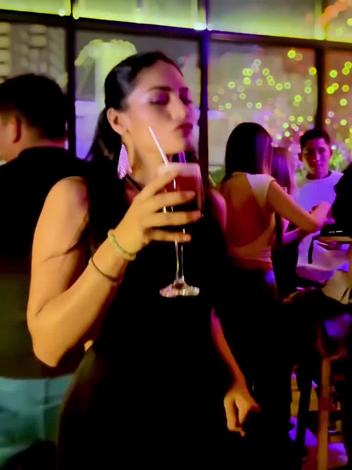 esthef.chavez_1755492030_3701657827198250852_603667617330be721446e62b3c6.mp4