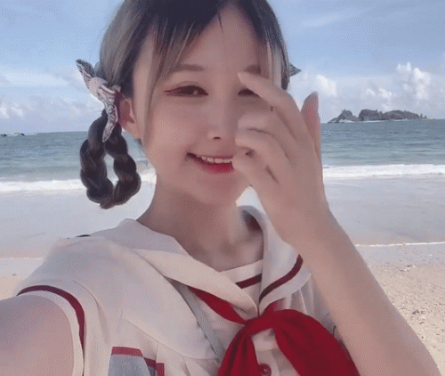 ezgif.com-gif-maker987437287350d195c.gif