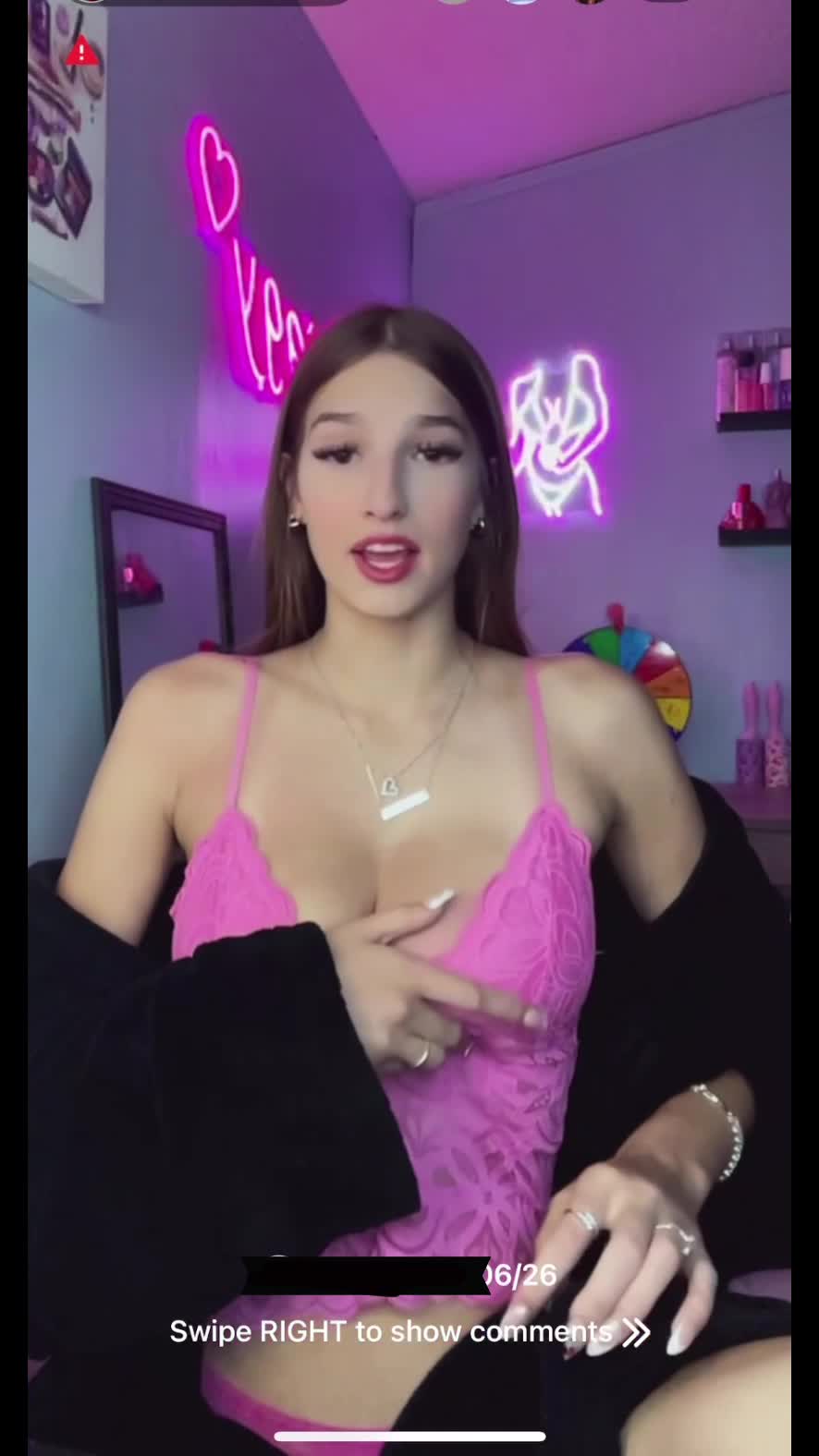 filtered-9727B7BF-F246-47B5-8AEE-26DDF7E9B68258554eddb9967ef3.mov