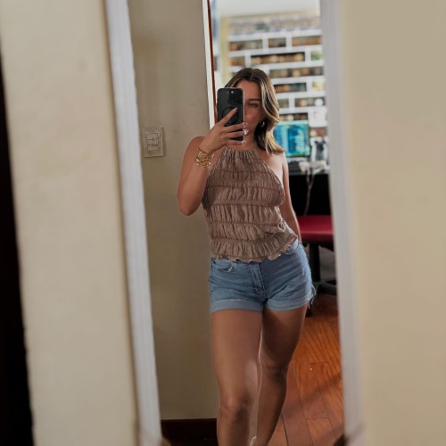 fiorellaretiz_1742059340_3588976327891023737_5087082667b644396bf49ecd7.jpg